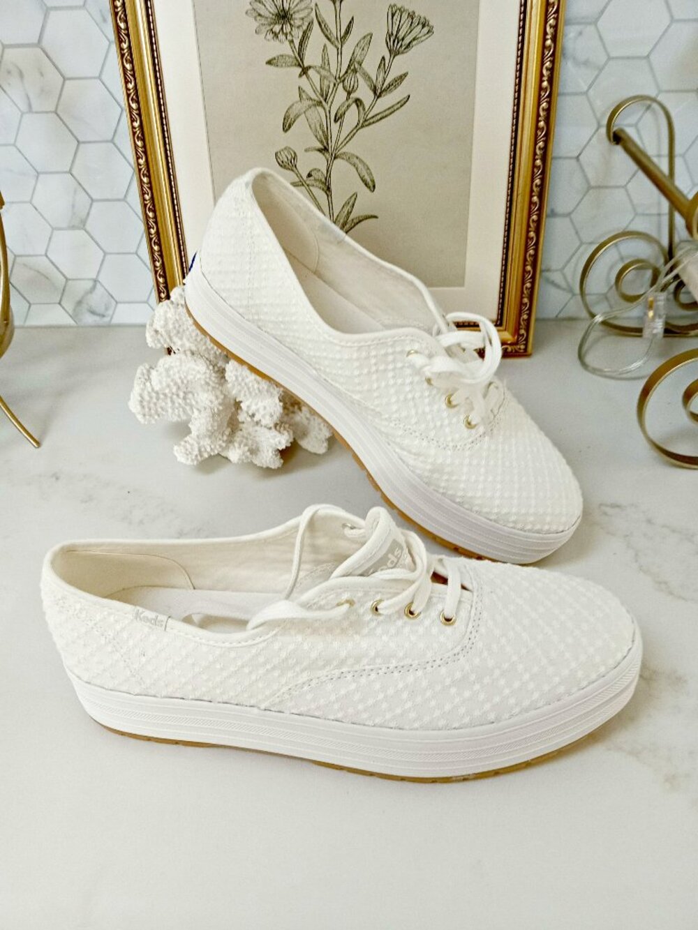 NEW! KEDS WHITE EYELET PLATFORM LUG SOLE SNEAKERS SZ 11